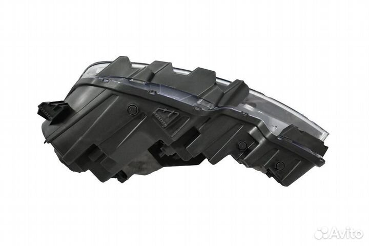 Фара правая Hyundai Elantra 6 AD рестайлинг