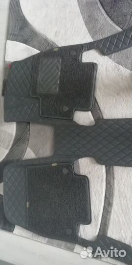 Коврики в салон Toyota Noah / Voxy / Esquire