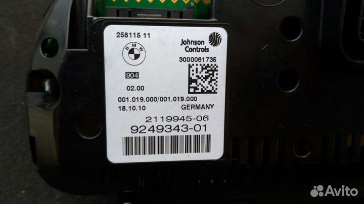 Комбинация панель приборов BMW F10