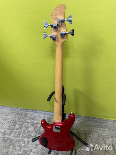 Бас гитара Yamaha MB-40