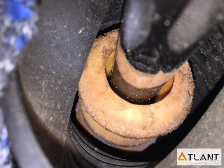 Стойка передняя toyota sienta