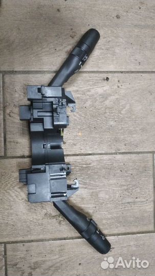 Переключатель подрулевой (стрекоза) Jeep Liberty