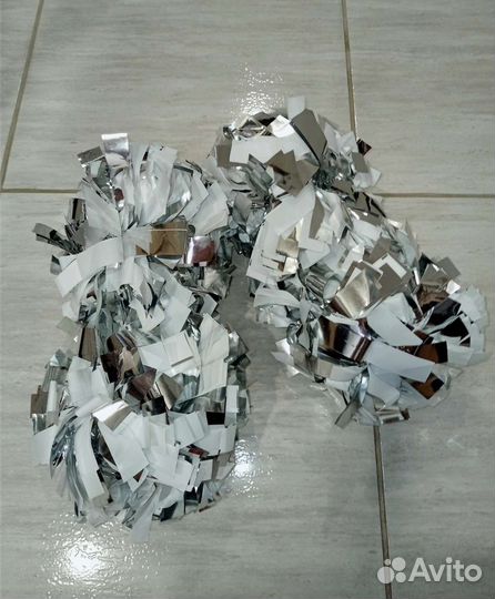 Помпоны для черлидинга новые