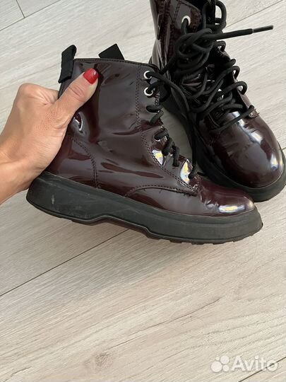 Zara ботинки лаковые 33