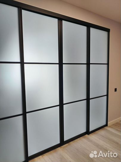 Стеклянные перегородки в стиле лофт