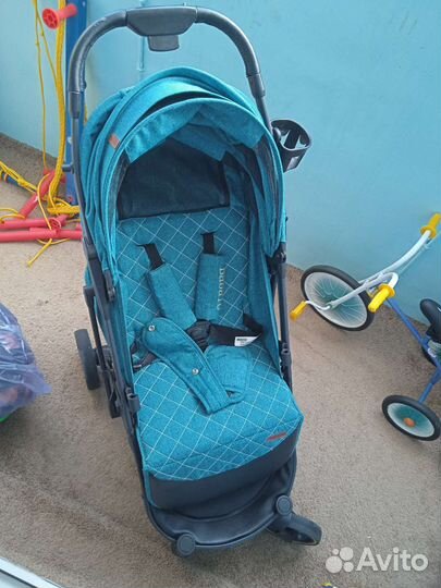 Прогулочная коляска