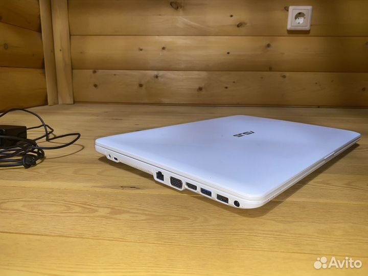Офисный ноутбук Asus/4gb/460gb