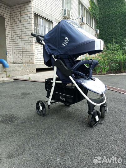 Прогулочная коляска