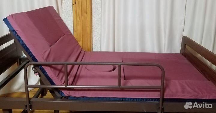 Медицинская кровать для лежачих больных