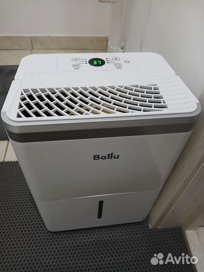 Осушитель воздуха Ballu Comfort BD12T CL