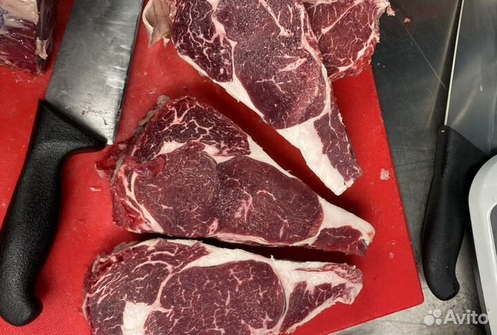 Стейки из мраморной говядины / Вырезка говяжья