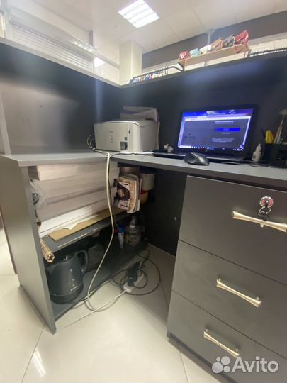 Стойка ресепшен бу