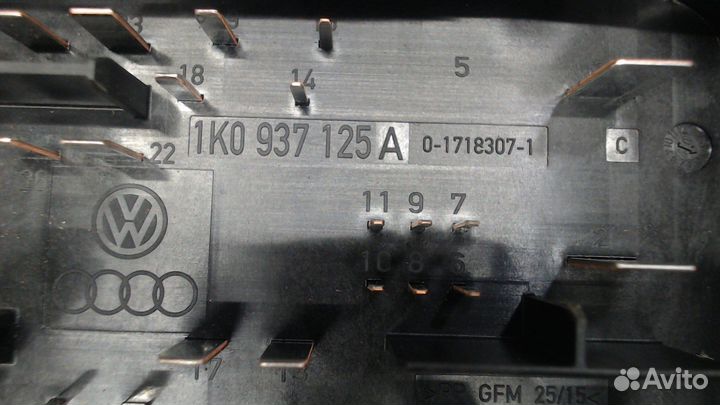 Блок предохранителей Volkswagen Jetta 5, 2008