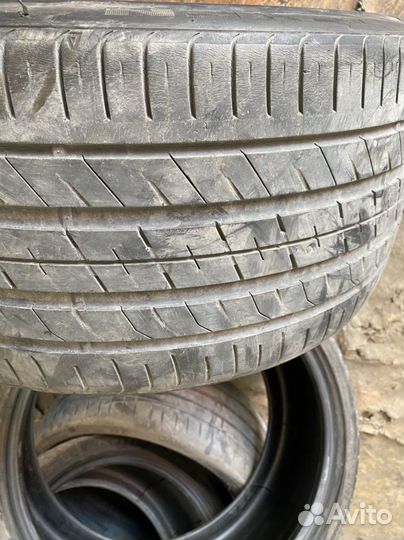 Michelin Pilot Sport 4 S 245/35 R20 и 275/30 R20 97Y