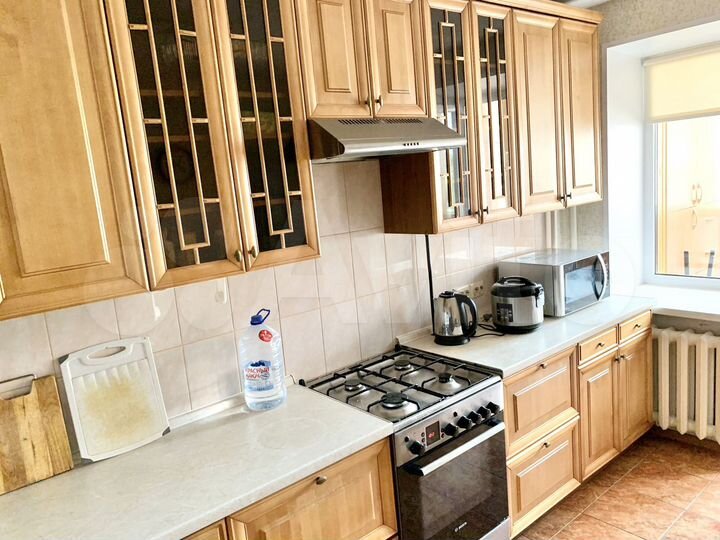 2-к. квартира, 65 м², 6/9 эт.