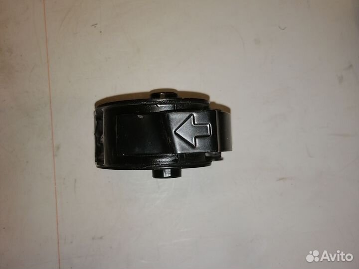 Подушка двигателя Toyota