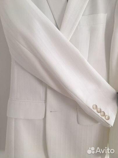 Мужской свадебный белый костюм 46