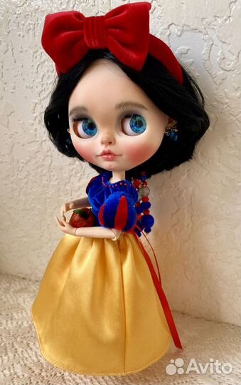 Кукла кастом Блайз Белоснежка