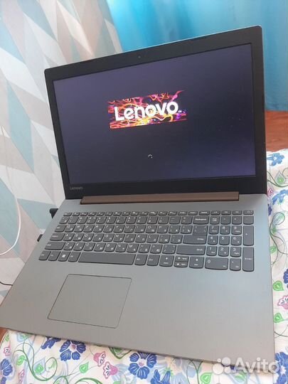 Ноутбук lenovo