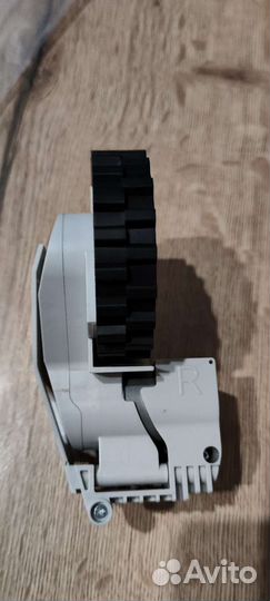 Колесо правое робота пылесоса Xiaomi mijia mi 1s