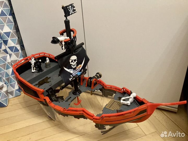 Корабль-призрак от Redwood