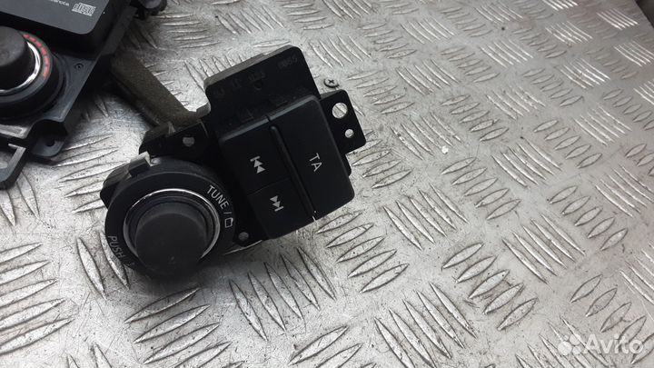 Магнитола Nissan Navara D40 (2005–2015)