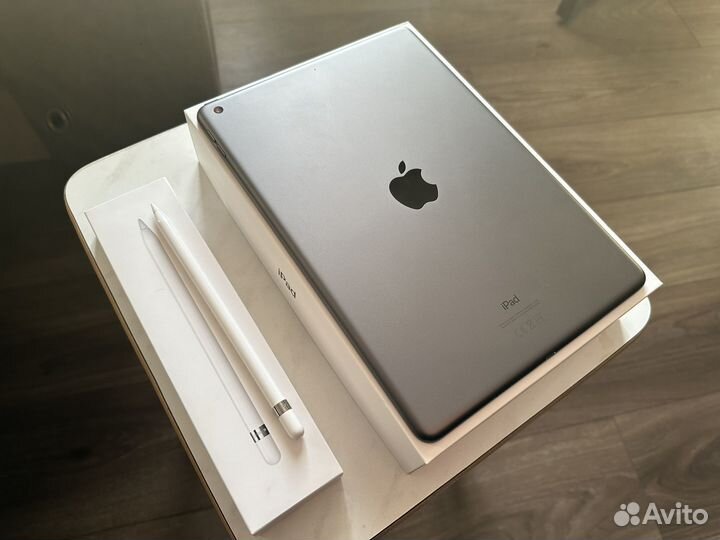 iPad 8 го поколения 2020 128 gb wifi