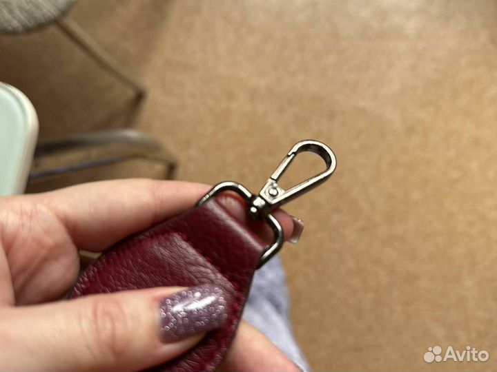 Новый плечевой ремень на сумку бордовый