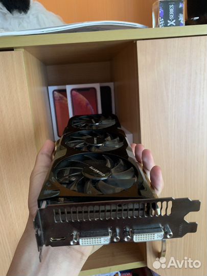 Видеокарта GTX 570