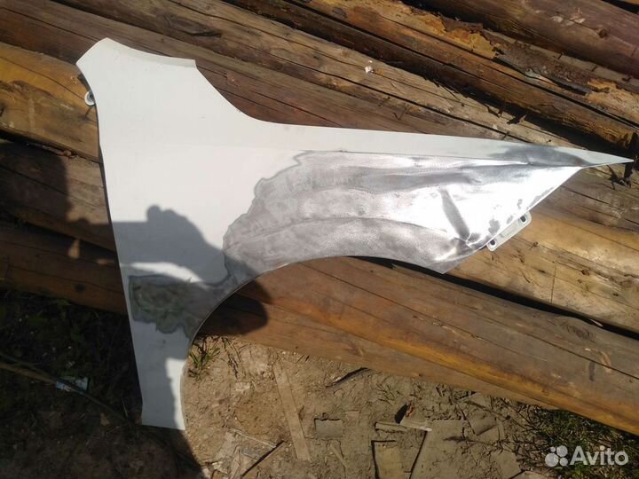 Крыло на шкоду рапид