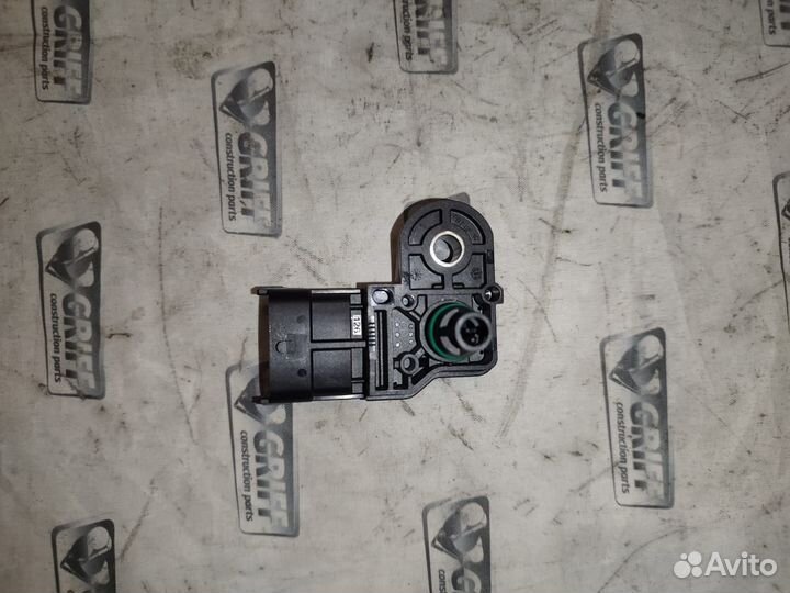 Датчик температуры case 695 504073323