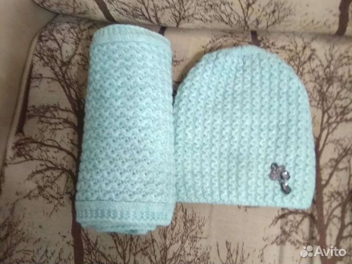 Продам набор шапка+ снуд