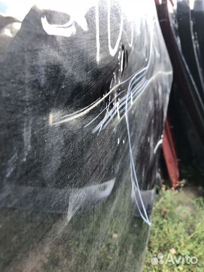 Задняя левая дверь ленд ровер дескавери спорт