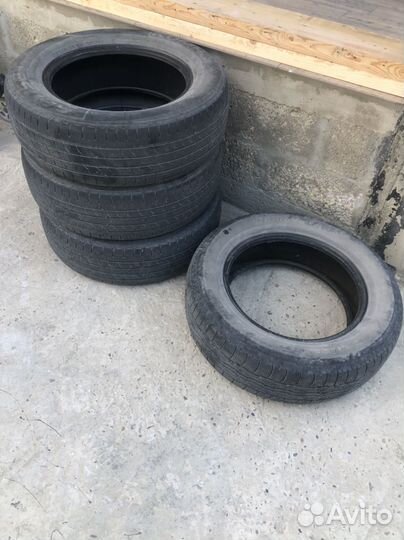 Kumho Sense KR26 225/65 R17 104F