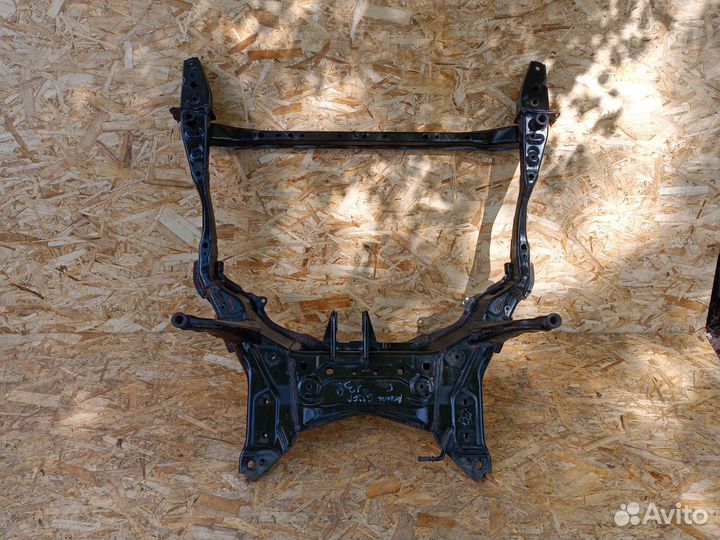 Подрамник передний Mazda 6 gj