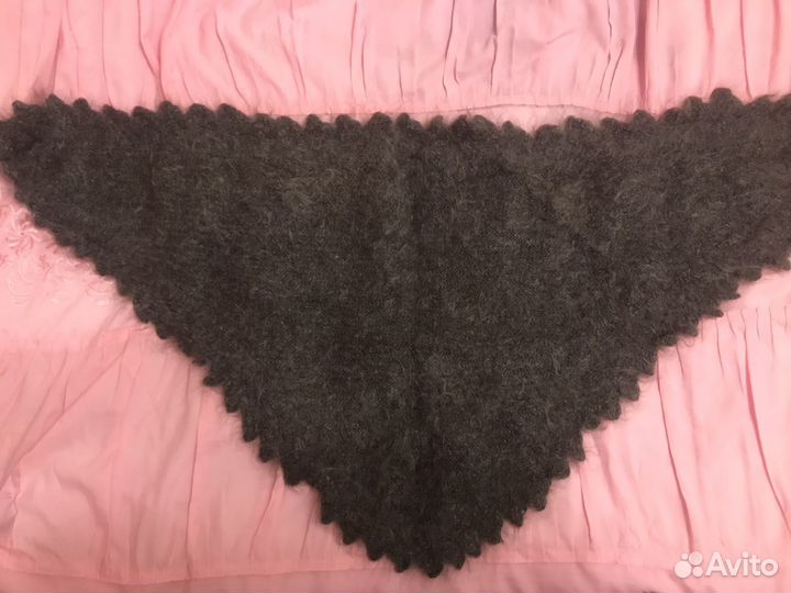 Пуховые платки и косынки