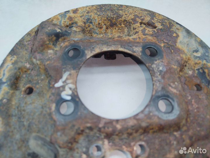 Щиток левого тормозного механизма Honda Domani MA4