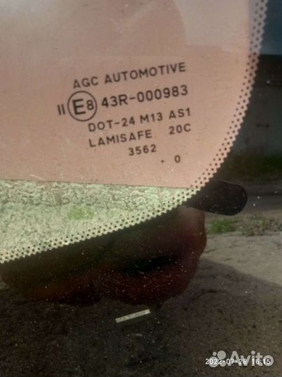 Продам автостекло на форд фиеста