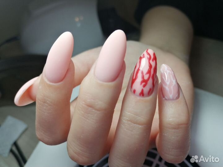 Маникюр с покрытием гель-лак