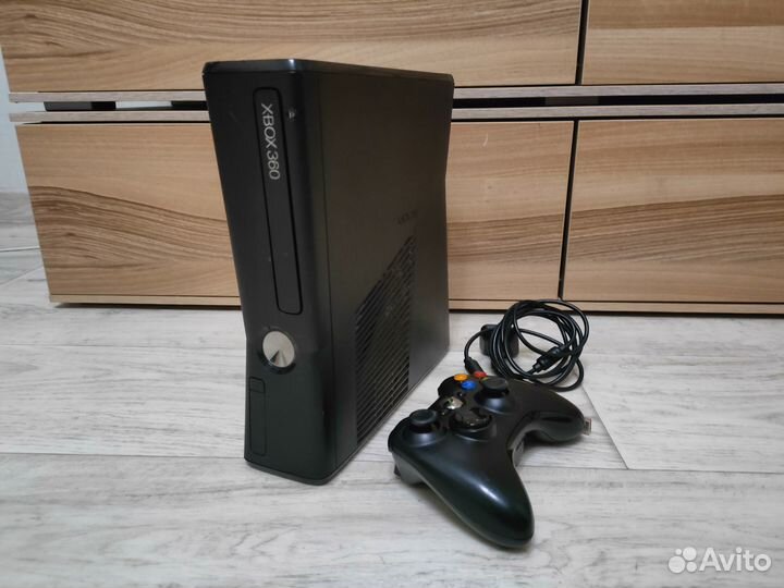 Xbox 360 slim