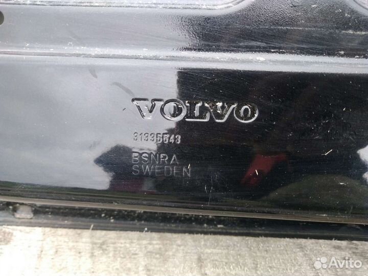 Дверь задняя правая Volvo xc60