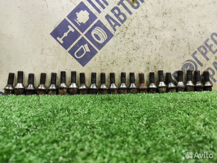 Болты колесные Bmw E39 седан 2.5 M52 1997