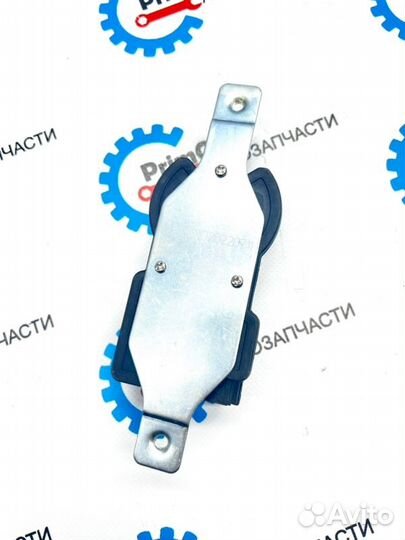 Активатор замка двери передний правый Mitsubishi