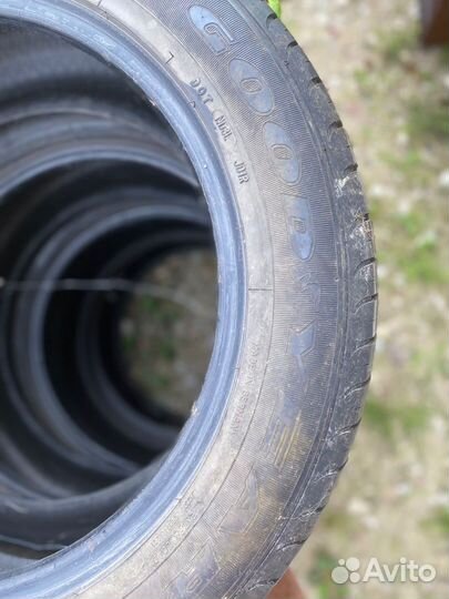Goodyear EfficientGrip 235/55 R18