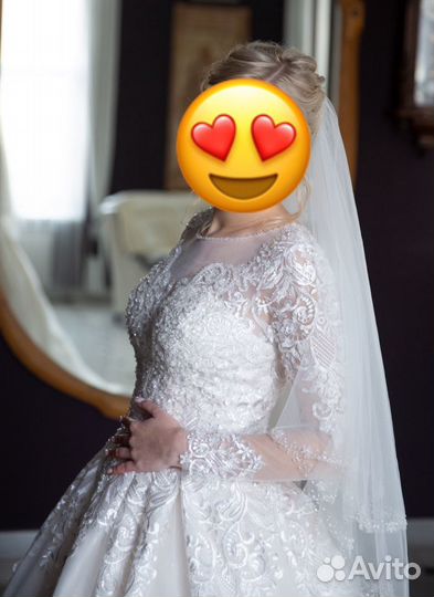 Свадебное платье