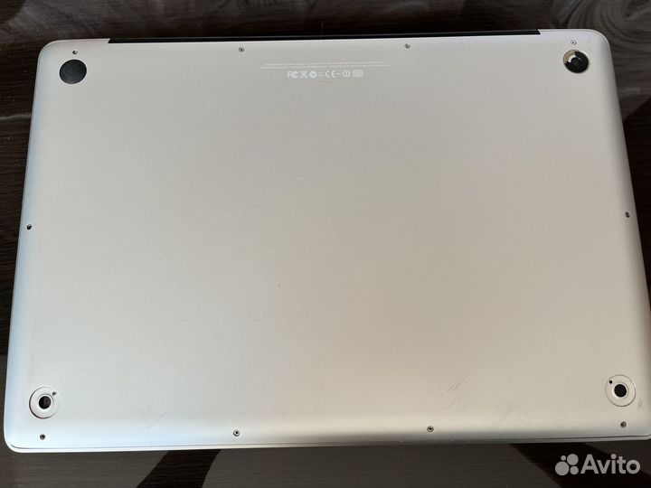 MacBook Pro (15 дюйма, середина 2010 г.)