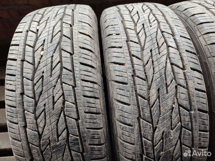 Continental ContiCrossContact LX2 215/60 R17