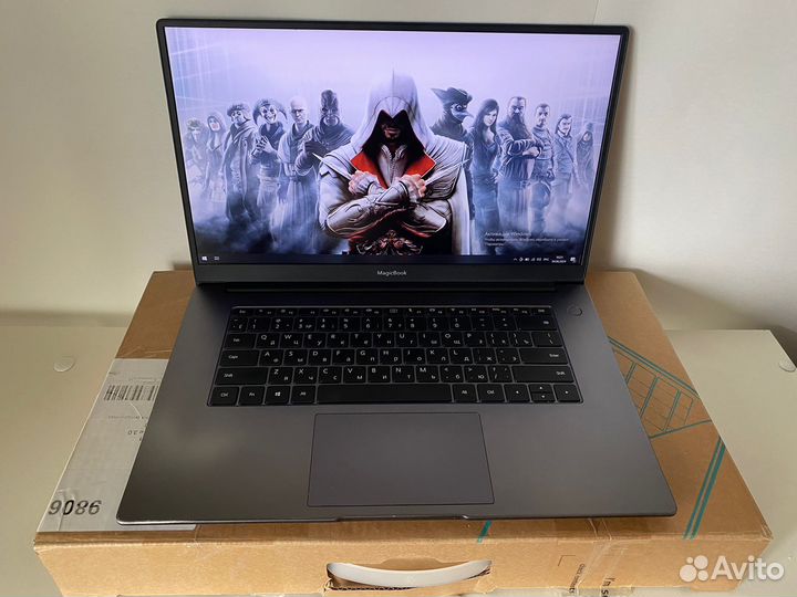 Honor MagicBook Ryzen 5 3500u/8GB/SSD 500GB/Full H