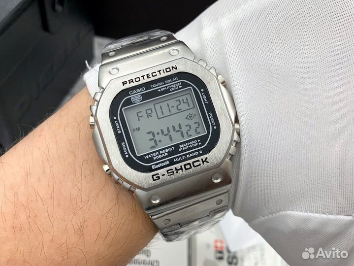 Часы Casio G-Shock