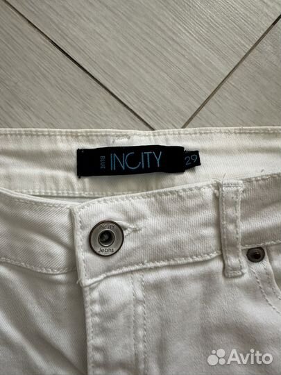 Шорты женские белые джинсовые